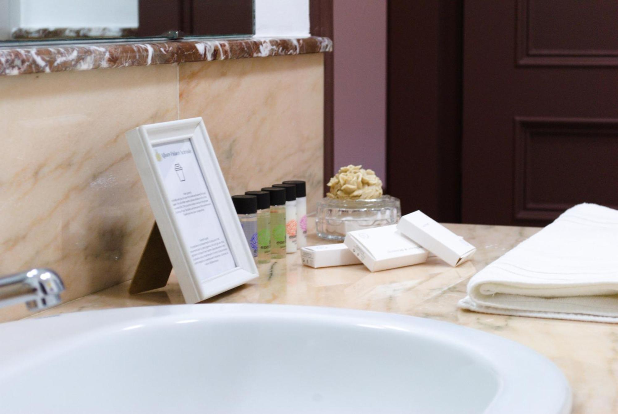 Allure Palace Acireale Buitenkant foto